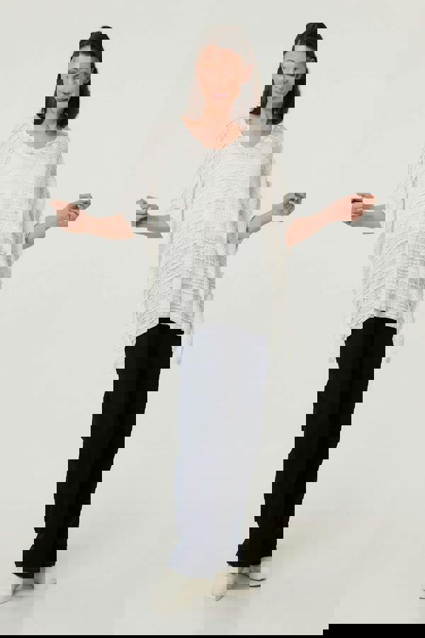 White | Textured 3/4 Batwing Sleeve Relaxed Top