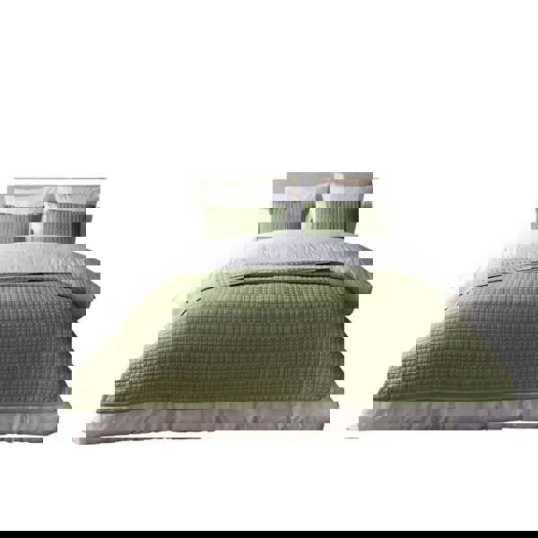 Belledorm Crompton Quilted Throw - Sage