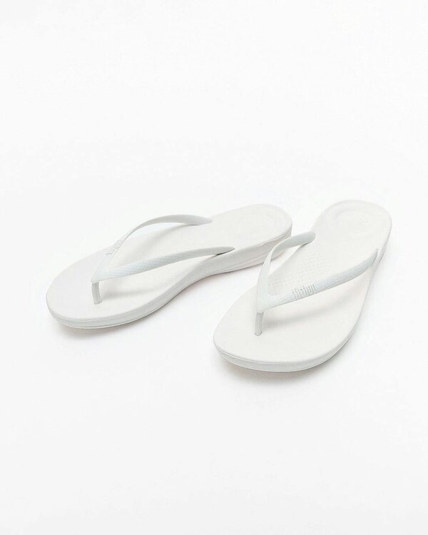 FitFlop Iqushion Womens Ergonomic Flip-Flops - Urban White 194