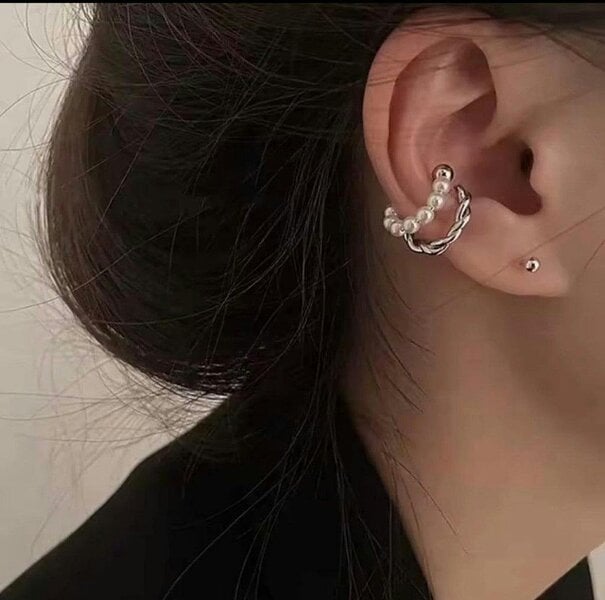 The Colourful Aura Pearl Twisted Metal Ear Cuff Climber Earring