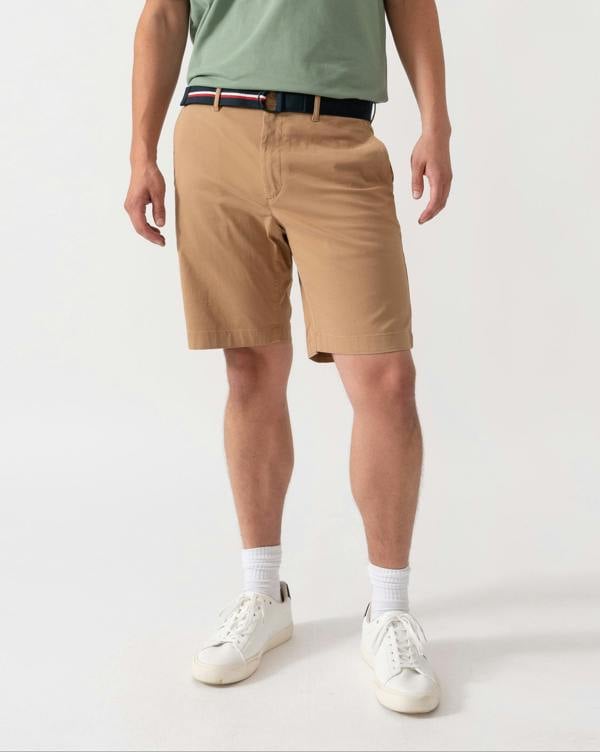 Tommy Hilfiger Denton 9.5" Essential Mens Twill Shorts - Timeless Camel