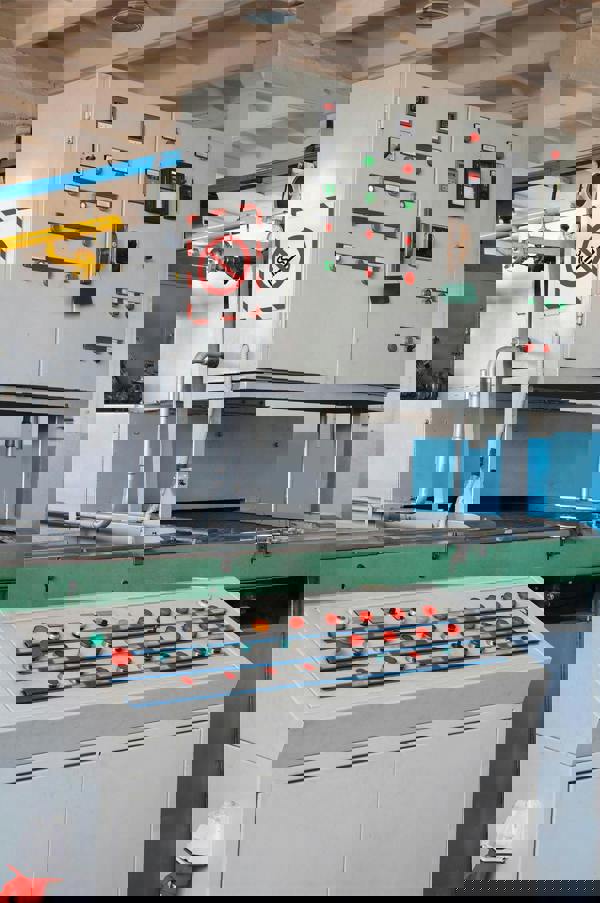 Durable DURAFRAME Adhesive Magnetic Hazard Frame | 2 Pack | A4 Red & White