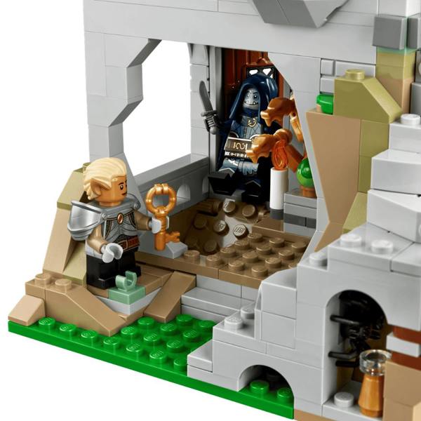 LEGO LEGO LEGO Ideas Dungeons & Dragons: The Legend of the Red Dragon (21348)