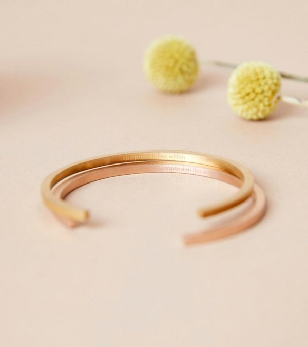 Votch GOLD BANGLE | ILSE COLLECTION