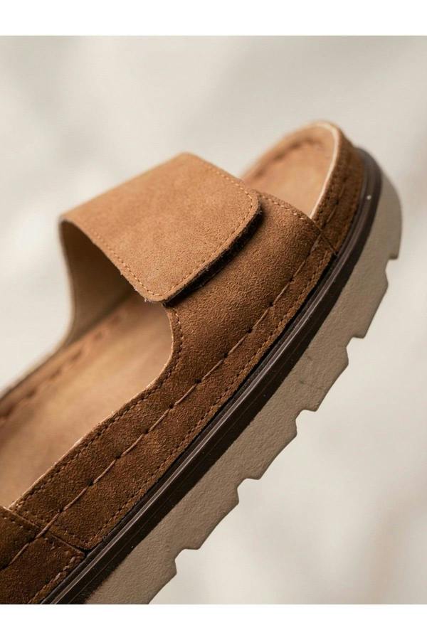 Violet Suede Platform Sandals - Camel