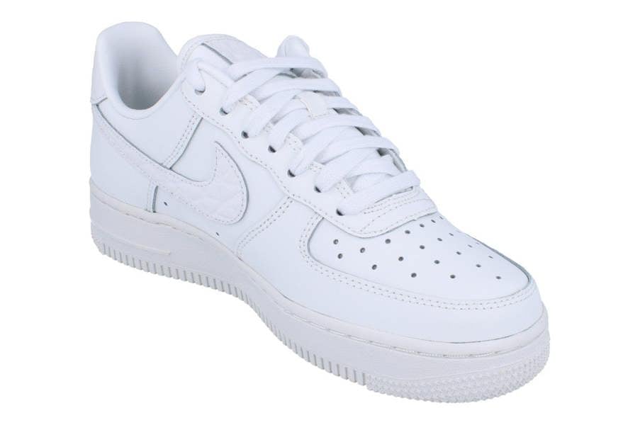 Nike Air Force 1 07 Lo Womens Trainers Im6485  121 - Summit White 121 - Photo 3