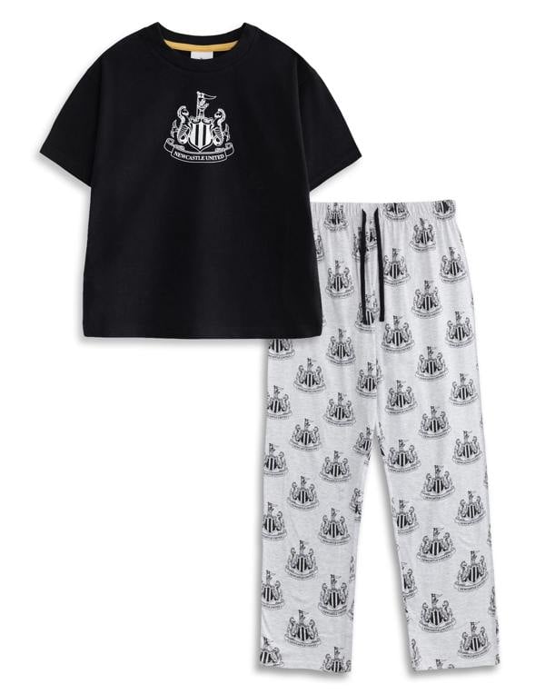Newcastle United Mens Black Logo Short Sleeve Long Leg Pyjama Set