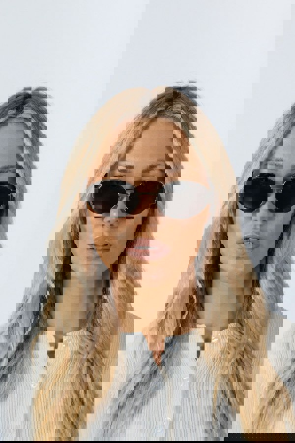 SVNX Oval Metal Frame Sunglasses in Silver Grey