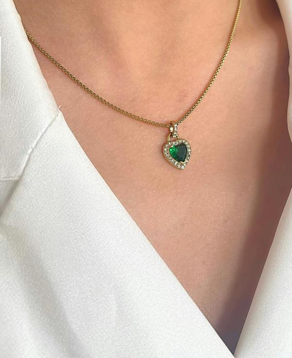 SVNX Emerald Green Diamante Heart Necklace in Gold - Gift Boxed