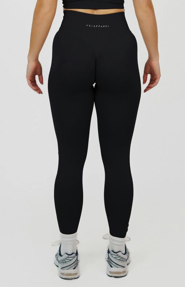 V3 Apparel Form Seamless Scrunch Sports Bra, Leggings & Shorts Set - Black