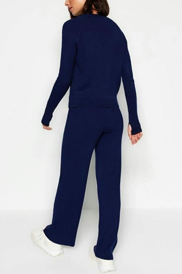 WOVCOR 2-Piece Basic Knit Set with Finger Detail