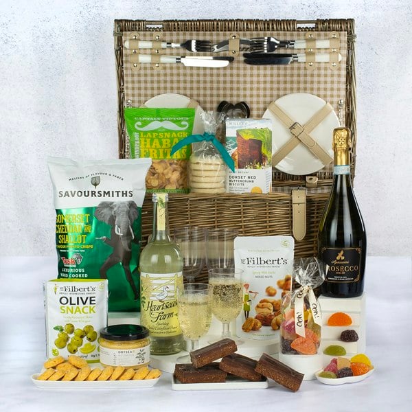 Virginia Hayward Perfect Picnic Hamper