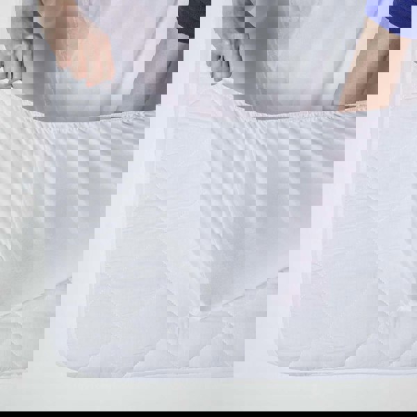 HOMESCAPES Quilted Waterproof Mattress Protector Euro Size