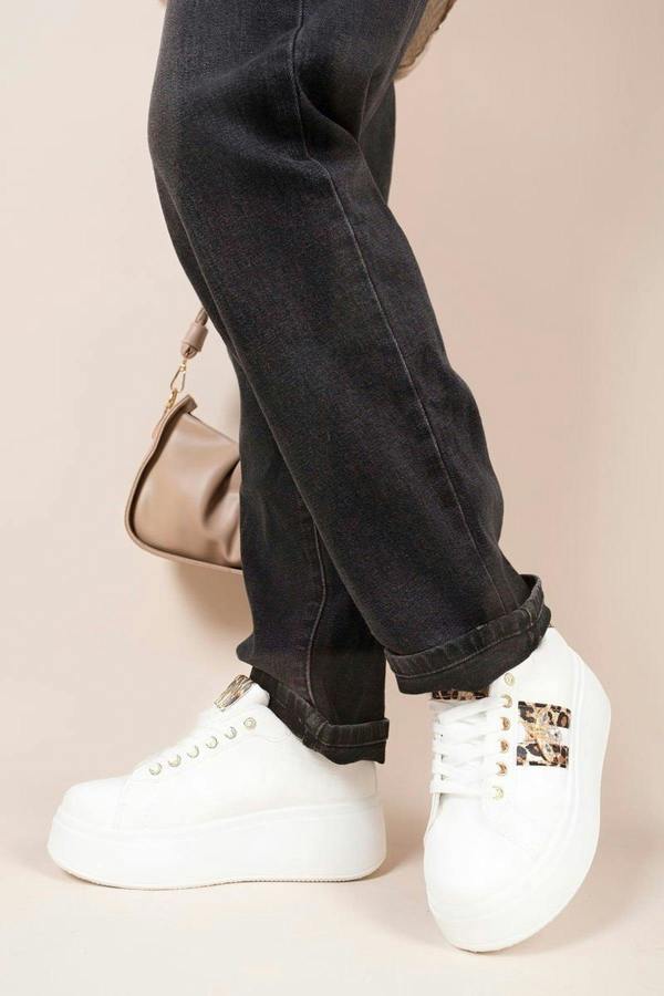 Sarina Chunky Glitter Detail Trainers With Bee Charm - Leopard