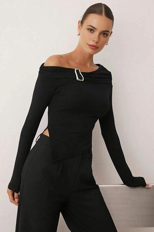 WOVCOR Asymmetrical Neckline Fitted Knitted Blouse with Accessory Details