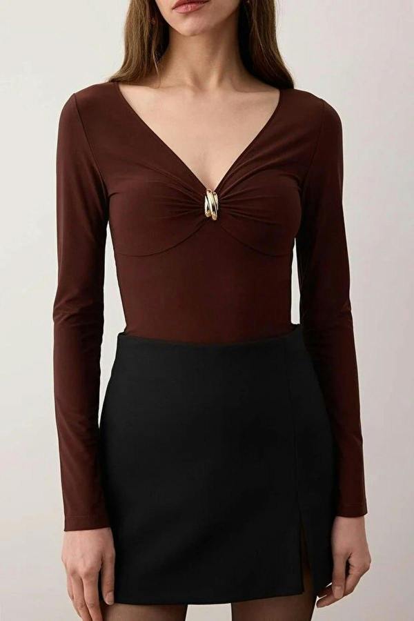 WOVCOR V-Neck Knit Bodysuit with Accessory Detail