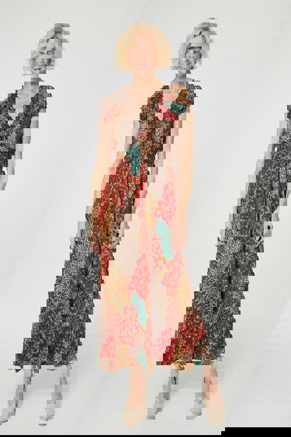 Orange | Peacock Print V-Neck Maxi Dress : Model is 5'10"/178 cm and wears UK10/EU38/US6/AUS10