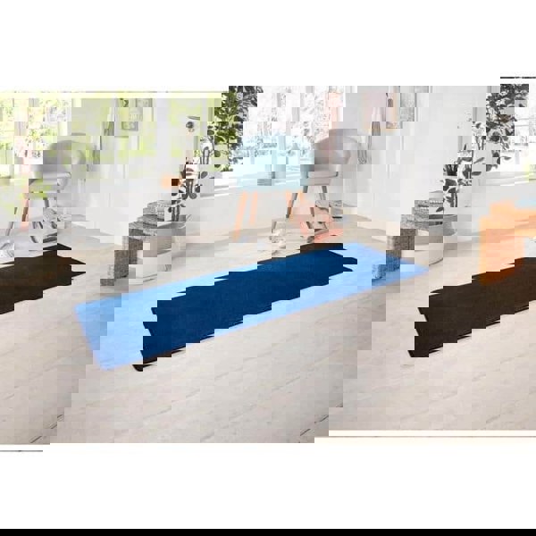 The Rugs Luxurious Plain Design Rug for Every Home