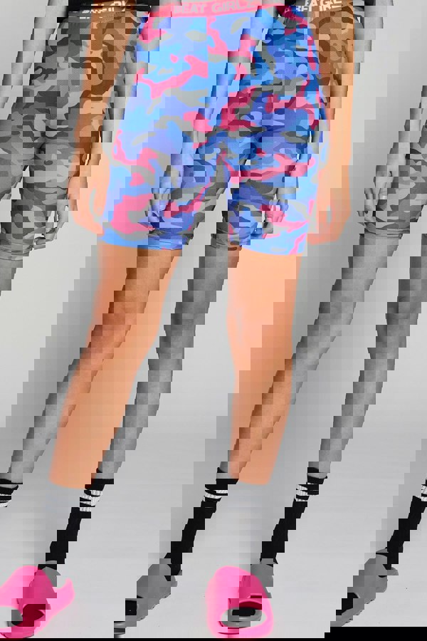 Beat Girlz Club Pop Cycle Short - Hot Pink Camo