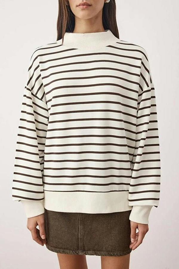 WOVCOR Striped Knit Sweatshirt
