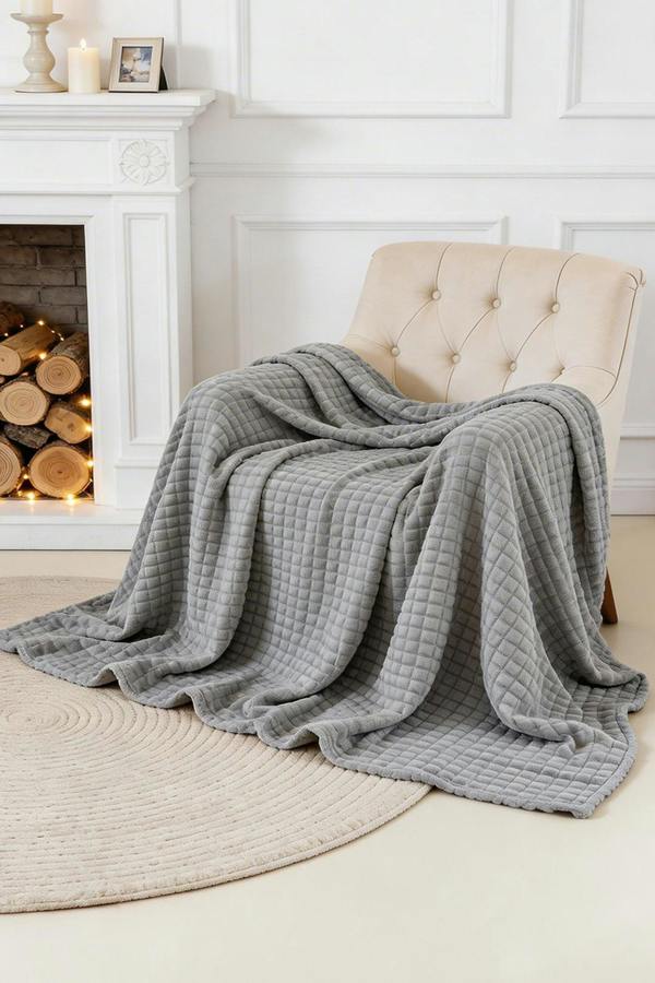 Reversible Skin-Friendly Throw Blanket