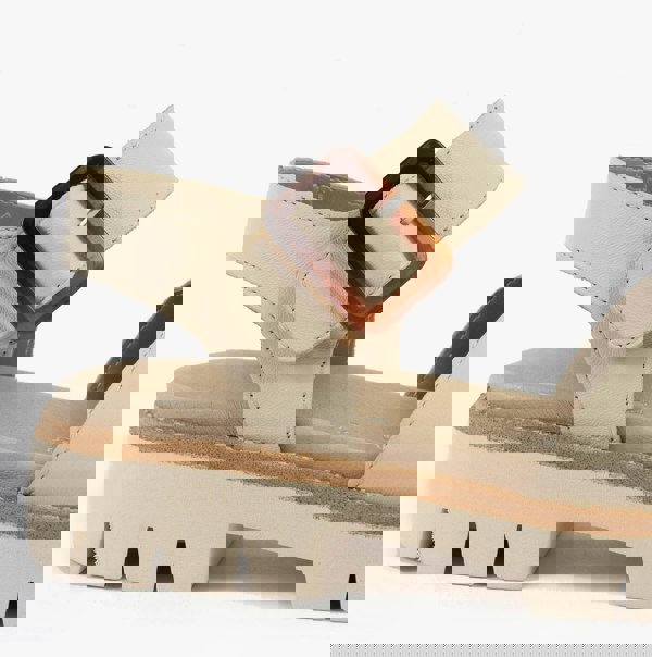 Remonte D7950-60 Womens Sandals Beige