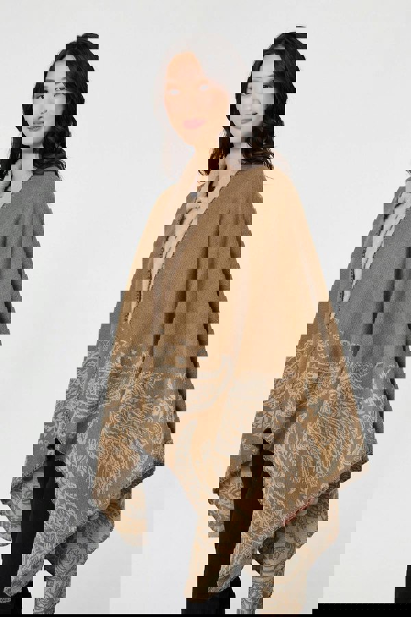 Beige | Border Print Relaxed Open Front Poncho
