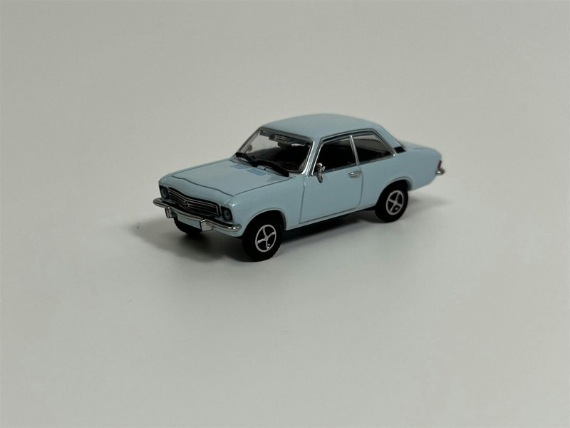 Minichamps Opel Ascona 1970 Light Blue 1:87 Scale 870040001