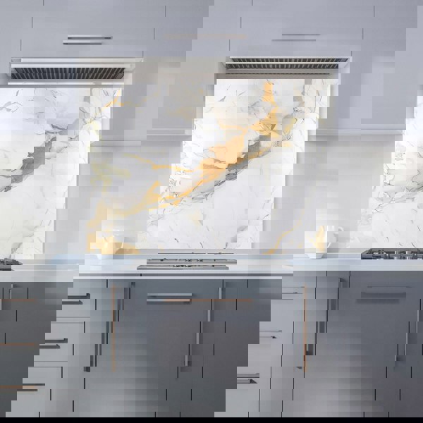Warren Reed - Designer White Marble With Gold Kitchen Splashback