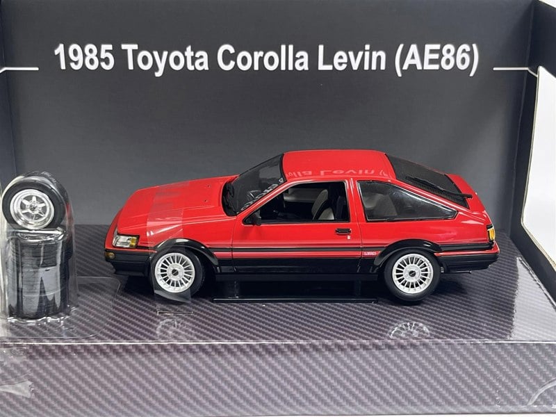 Sun Star Toyota Corolla Levin 1985 AE86 Red 1:24 Scale Sun Star 51002