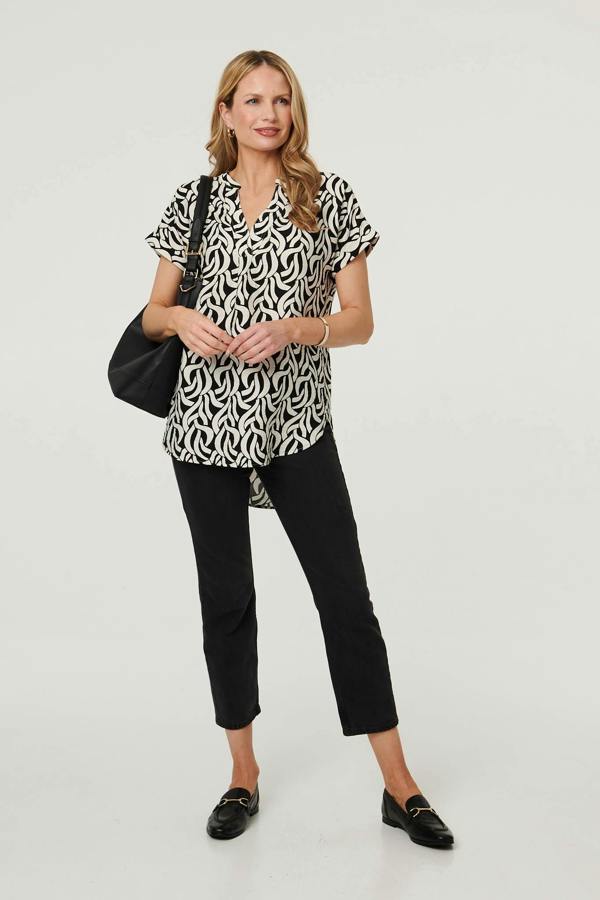 Black | Printed Short Sleeve Curve Hem Blouse