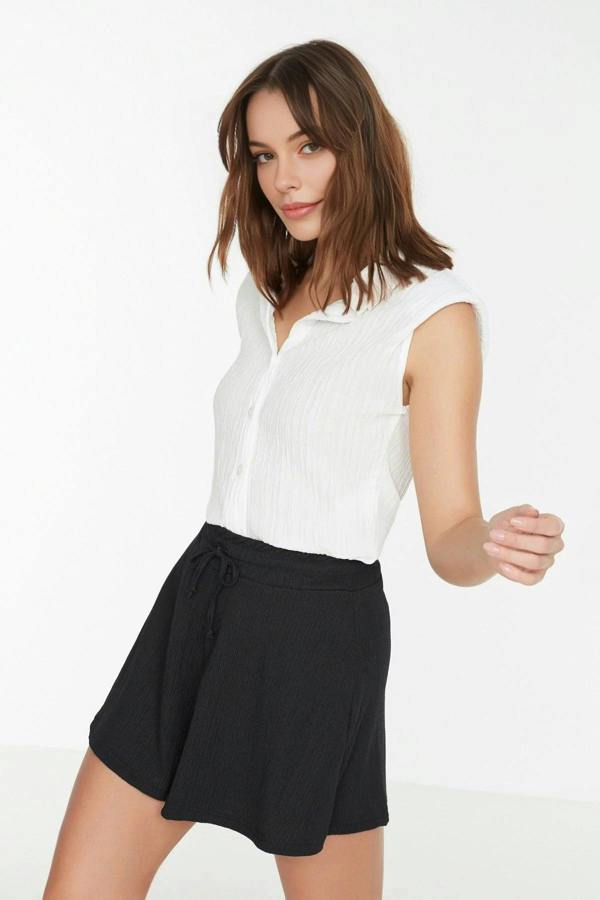 Regular Fit Normal Waist Textured Knit Shorts