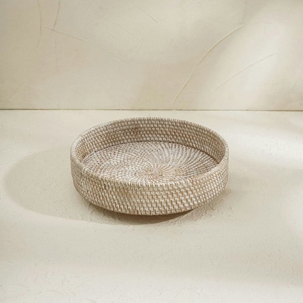 White wash small round tray