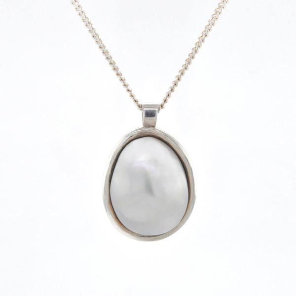 Sarah Layton Freshwater Pearl Pendant - Silver - ALC001
