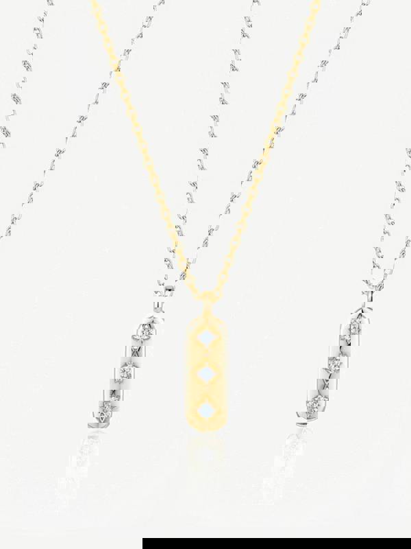 Muchv Vertical Bar Necklace With Three Stars in 18k Gold or Silver