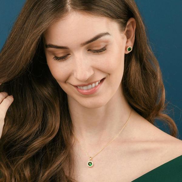 namana Gold Plated 925 Sterling Silver Green Round Halo Pendant Necklace For Women