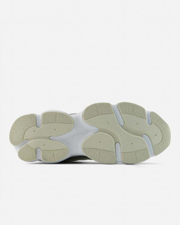 New Balance 603 Womens Trainers - Linen | CHO | Designer Womens Trainers