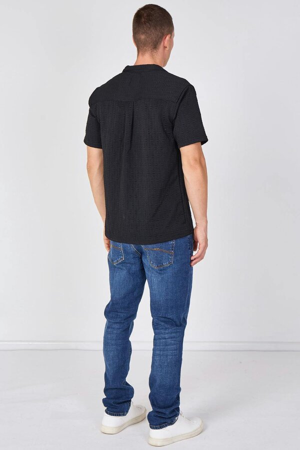 Textured Short Sleeve Revere Collar Shirt