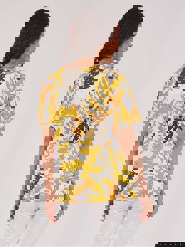 VIZ-A-VIZ Abstract Jungle Print Top