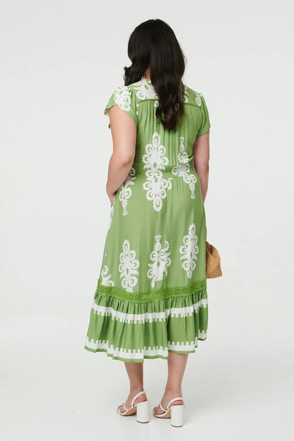 Green | Curve Printed Cap Sleeve Midi Dress
