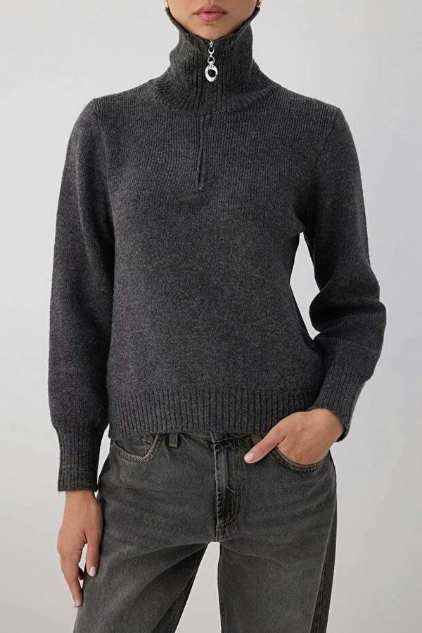 WOVCOR Knit Sweater with Zipper Detail