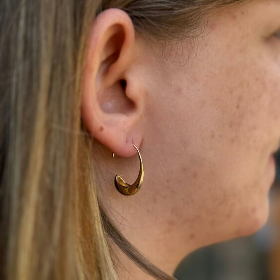 Reeves & Reeves Raindrop Earrings