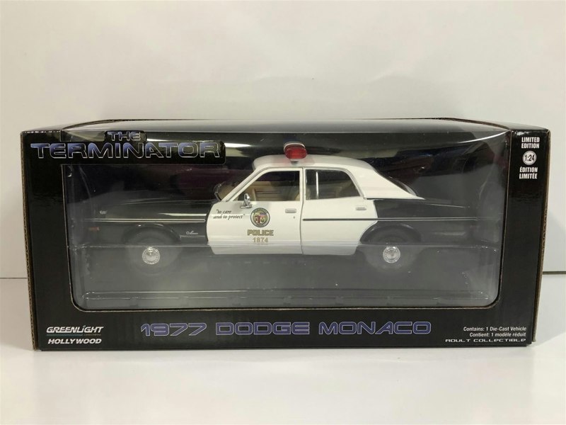 the terminator 1977 dodge monaco 1:24 scale greenlight 84101