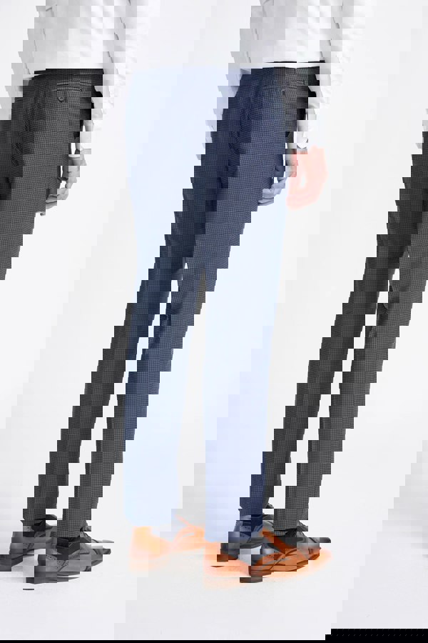 34" Jacket 28" Trousers, 36" Jacket 30" Trousers, 38" Jacket 32" Trousers, 40" Jacket 34" Trousers, 42" Jacket 36" Trousers, 44" Jacket 38" Trousers, 46" Jacket 40" Trousers, 48" Jacket 42" Trousers, 50" Jacket 40" Trousers, 50" Jacket 42" Trousers, 50" Jacket 44" Trousers, 52" Jacket 42" Trousers, 52" Jacket 44" Trousers, 52" Jacket 46" Trousers, 54" Jacket 44" Trousers, 54" Jacket 46" Trousers