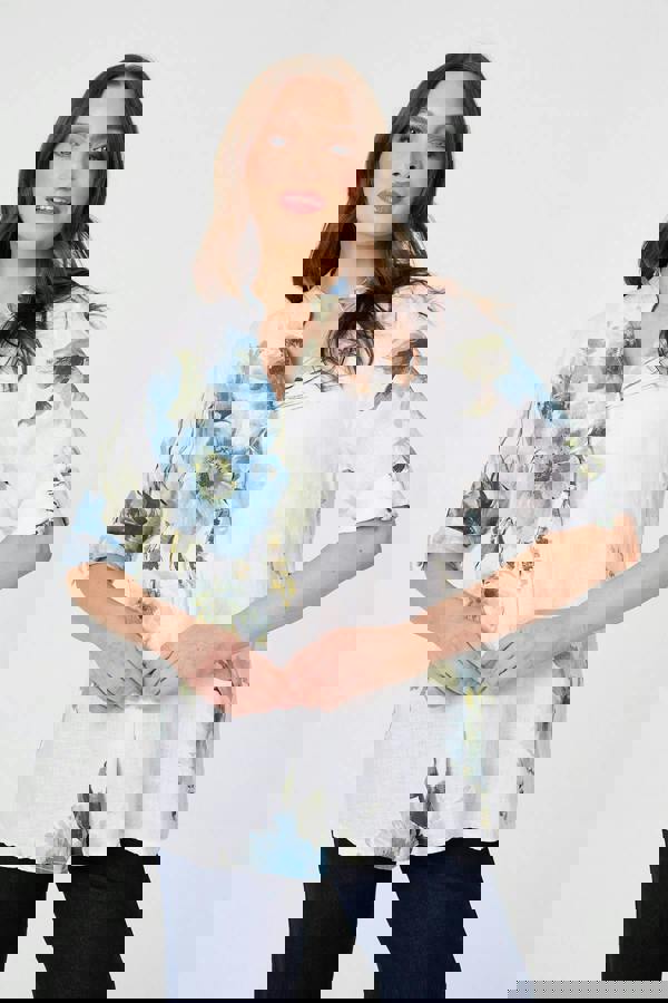 White | Floral Relaxed Turn-Up Sleeve Blouse : Model is 5'9"/175 cm and wears UK8/EU36/US4/AUS8