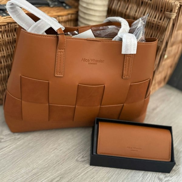 Alice Wheeler Milan Tote Bag & Rome Glasses Case Gift Set