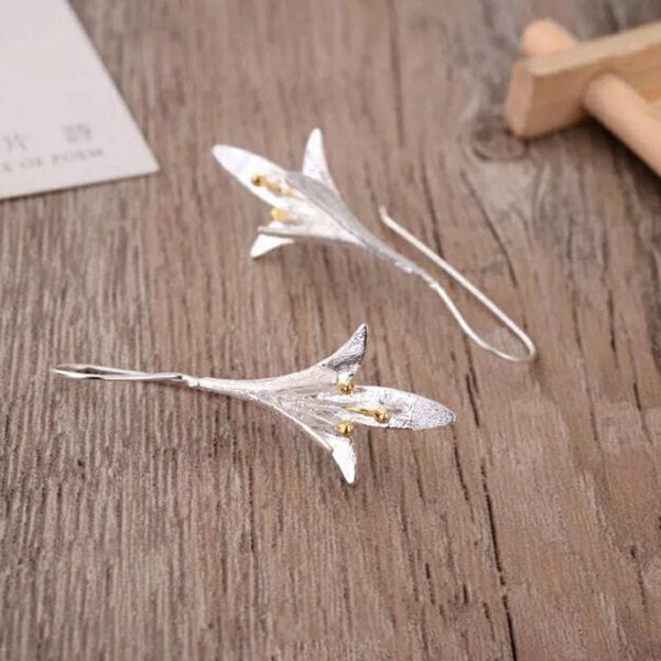 The Colourful Aura White Long Silver Vintage Lily floral Ear Crawler Hook Drop Ear Wire Earring