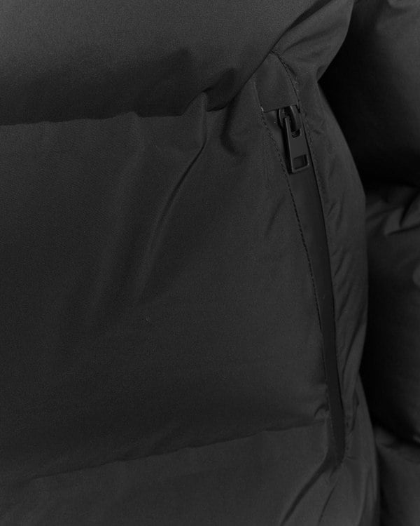 Lyle & Scott Welded Puffer Jacket - Z865 Jet Black