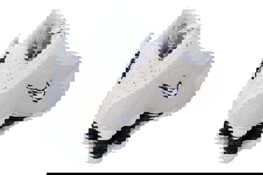 Nike Womens Shox R4 Hq7739  100 - Summit White Black 100 - Photo 2