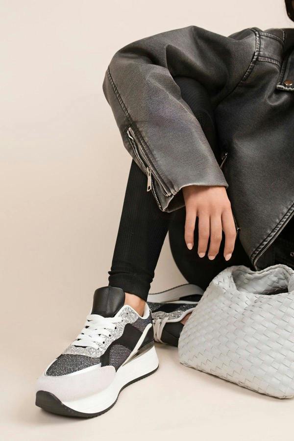 Vinna Chunky Glitter Lace-up Trainers - Black